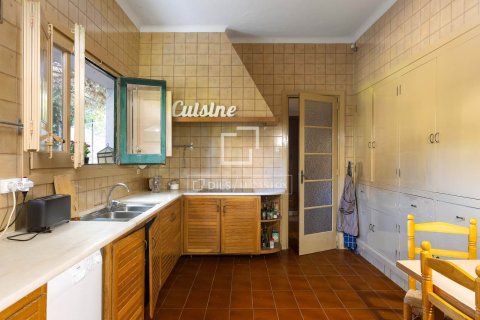 Finca myytävänä Alella, Barcelona, Espanja, 10 makuuhuonetta, 922 m2 No. 192815 - kuva 24