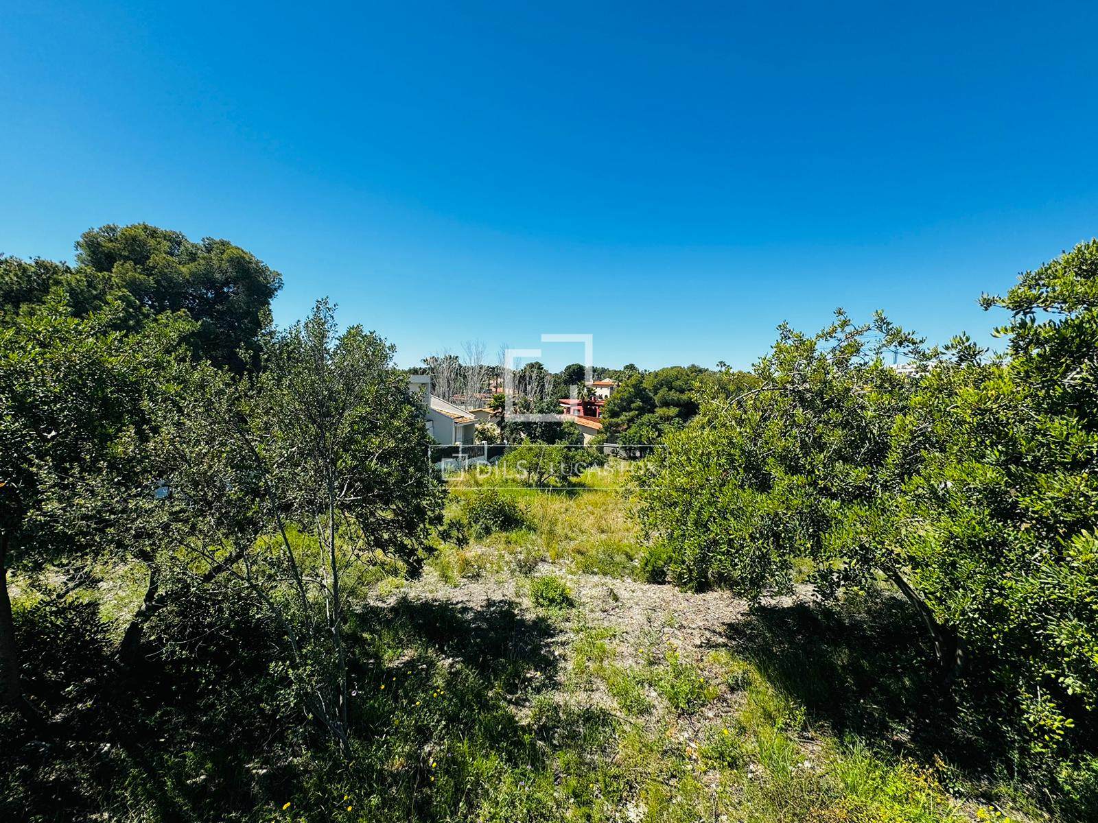 Tontti Vilanova i la Geltru, Barcelona, Espanja 1413 m2 No. 192817