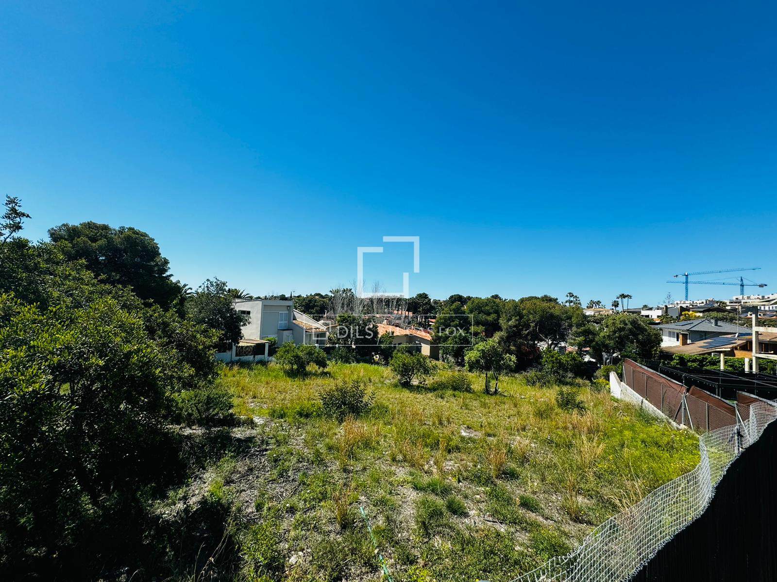 Tontti Vilanova i la Geltru, Barcelona, Espanja 1413 m2 No. 192817
