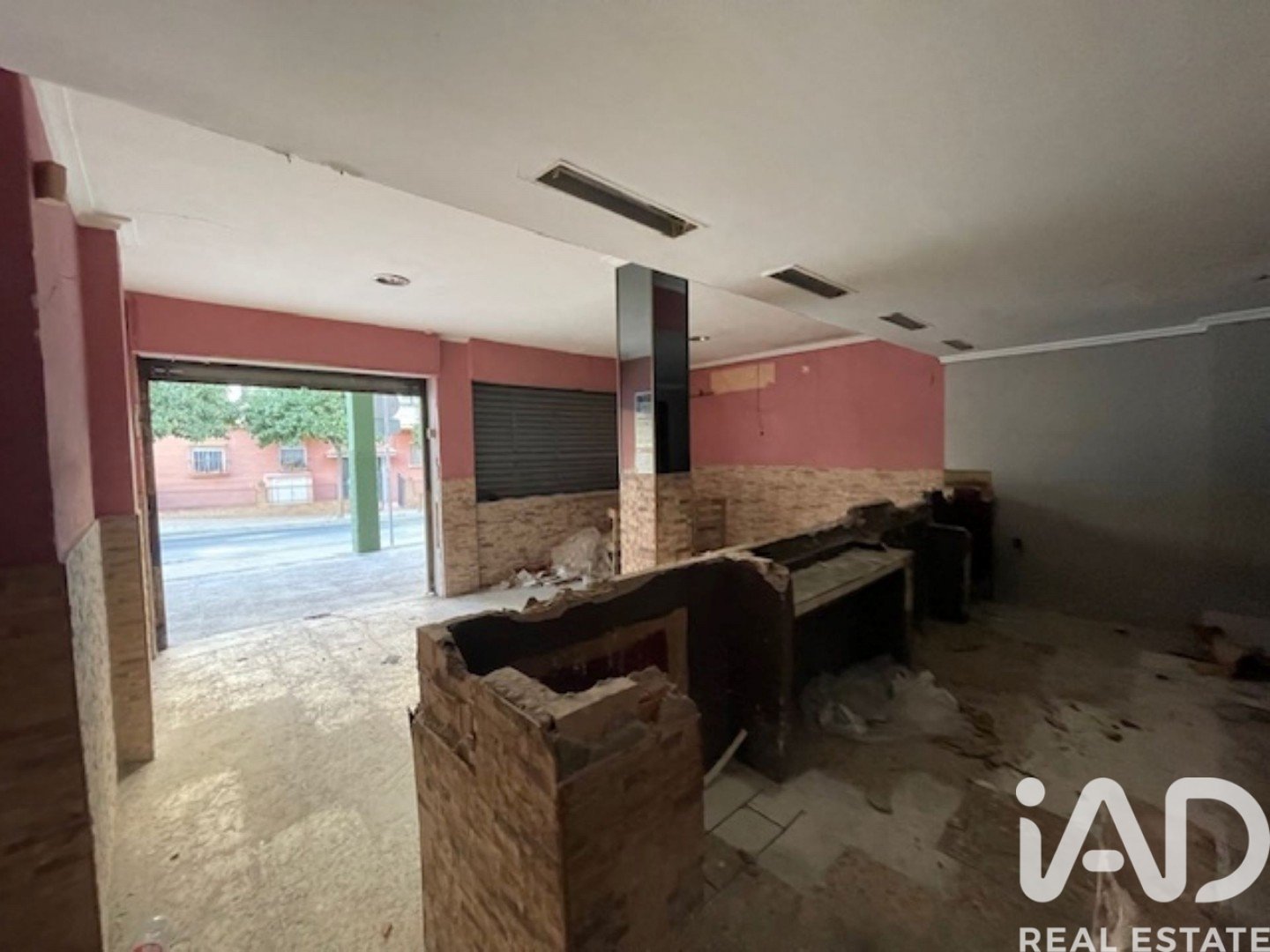 Lokal usługowy w Sevilla, Seville, Hiszpania 102 mkw. nr 185536