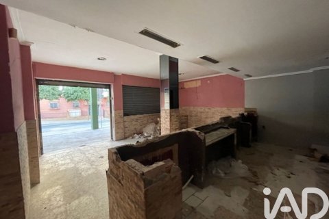 Liikekiinteistö myytävänä Sevilla, Seville, Espanja , 102 m2 No. 185536 - kuva 5