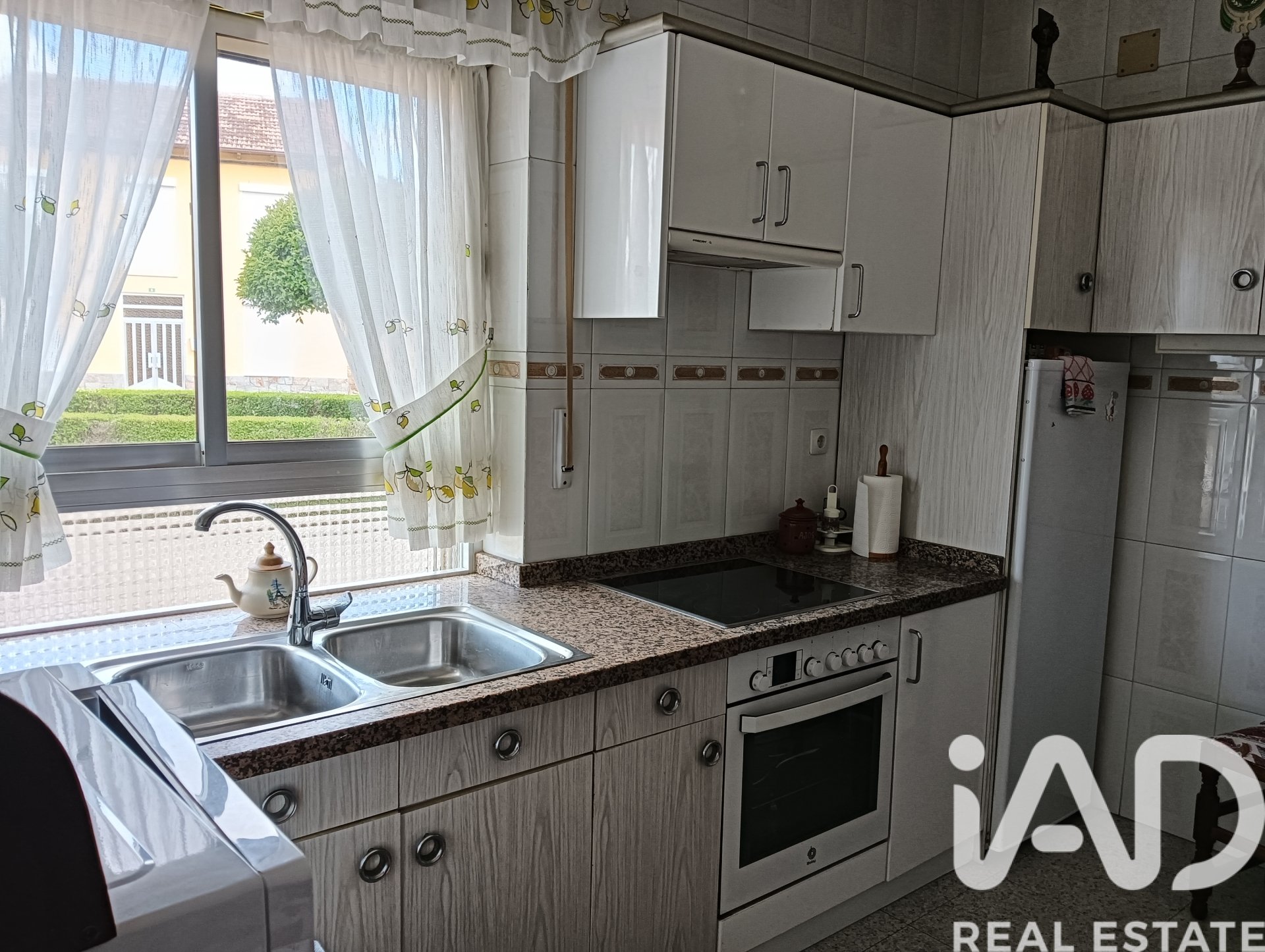 Villa à Riego De La Vega, Leon, Espagne 4 chambres, 208 m2 No. 185537
