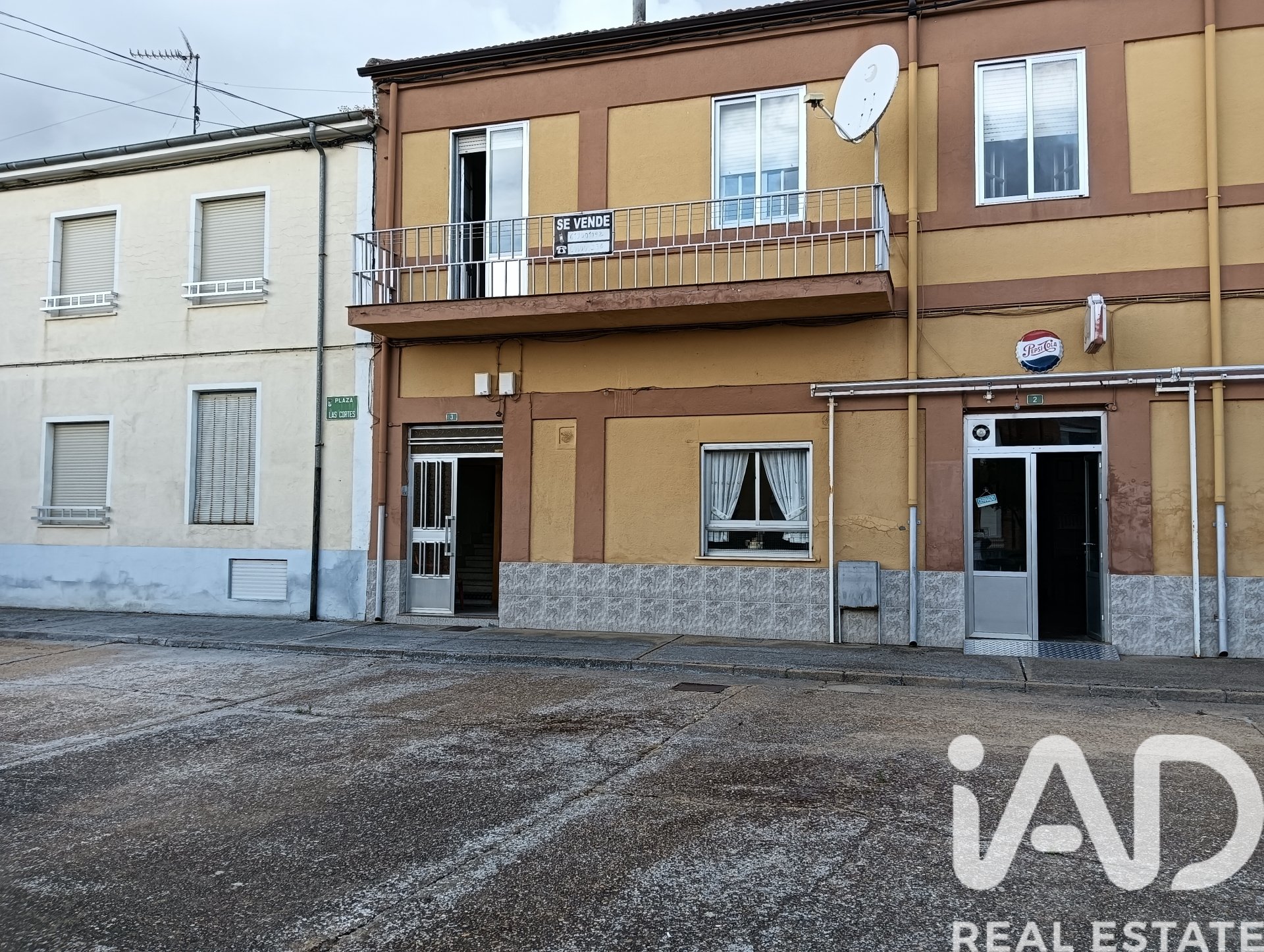 Villa à Riego De La Vega, Leon, Espagne 4 chambres, 208 m2 No. 185537