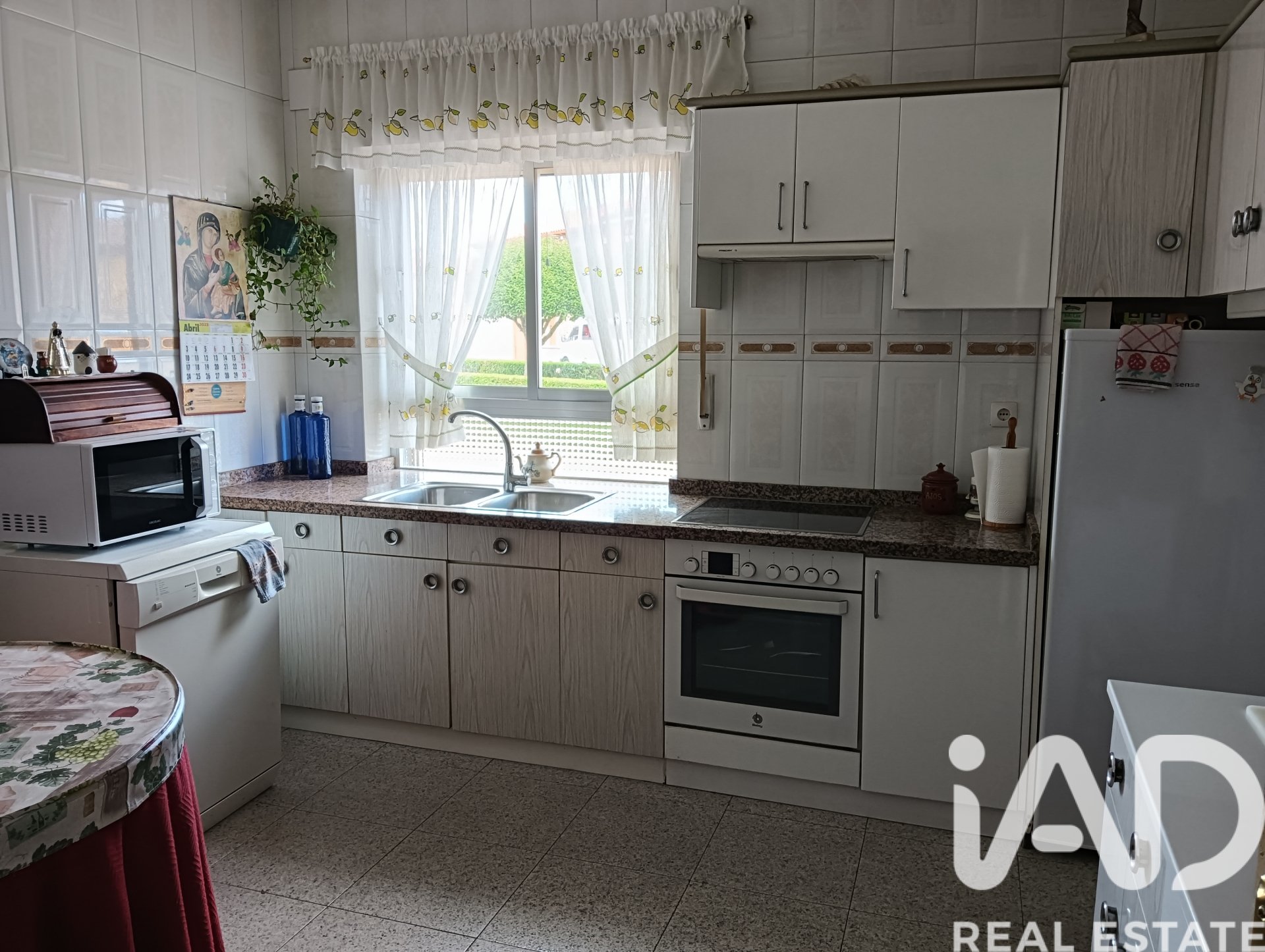 Villa à Riego De La Vega, Leon, Espagne 4 chambres, 208 m2 No. 185537