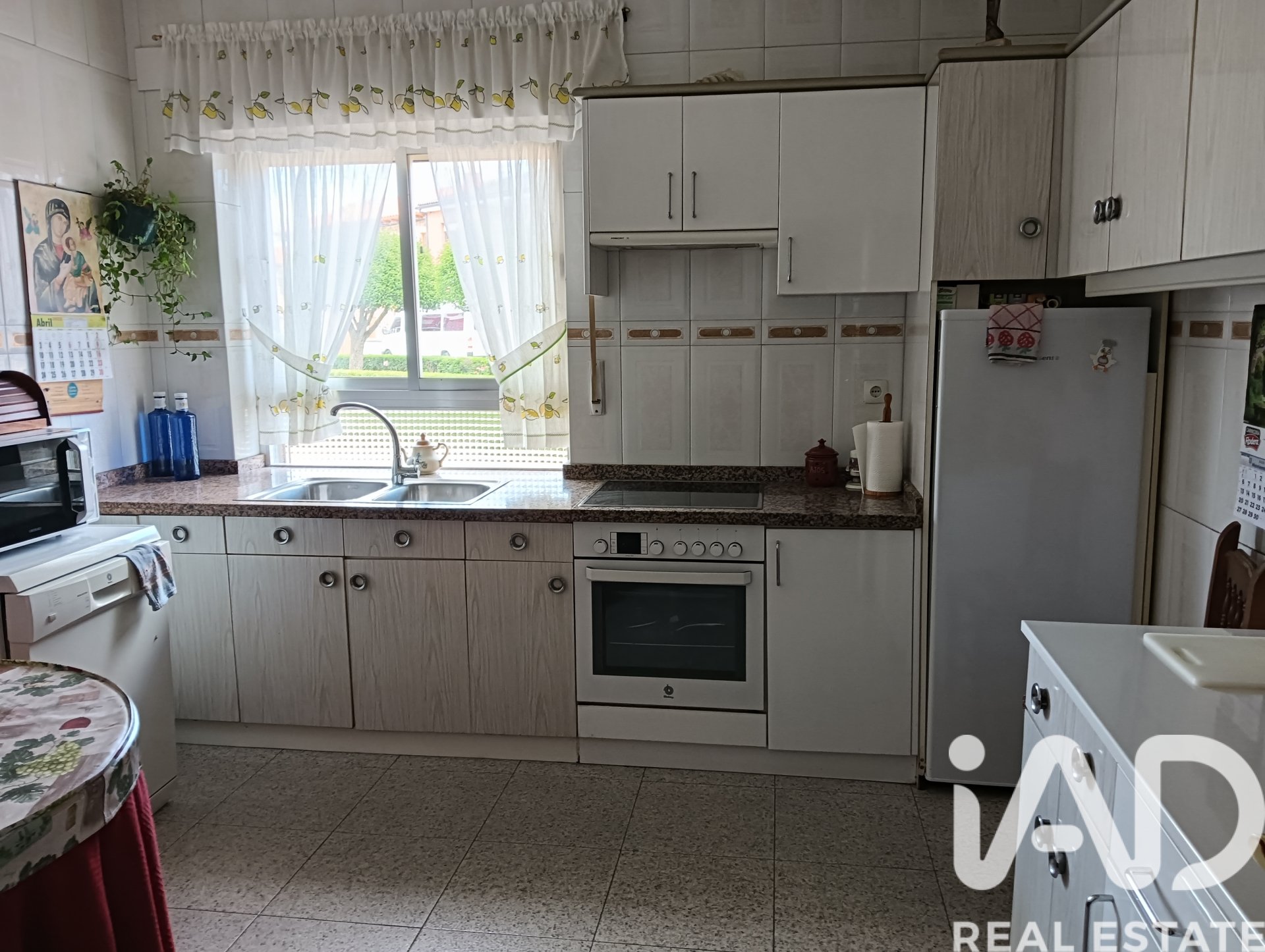 Villa à Riego De La Vega, Leon, Espagne 4 chambres, 208 m2 No. 185537