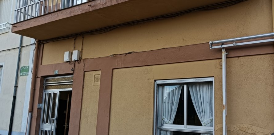 Вилла в Риего де ла Вега, Леон, Испания 4 спальни, 208м2 №185537