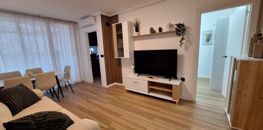 Apartment à Torrevieja, Alicante, Espagne 71 m2 No. 149393