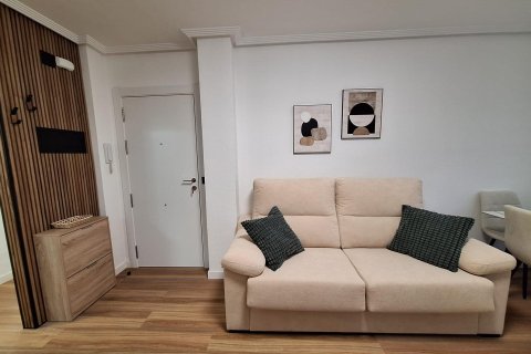 Apartment à louer à Torrevieja, Alicante, Espagne, 71 m2 No. 149393 - photo 4