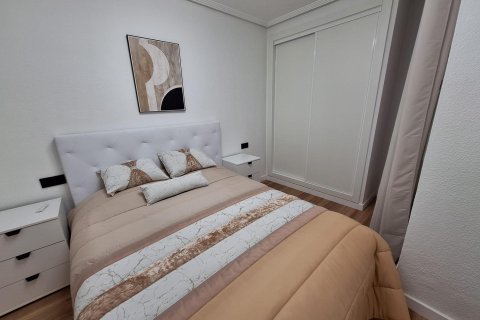 Apartment à louer à Torrevieja, Alicante, Espagne, 71 m2 No. 149393 - photo 12