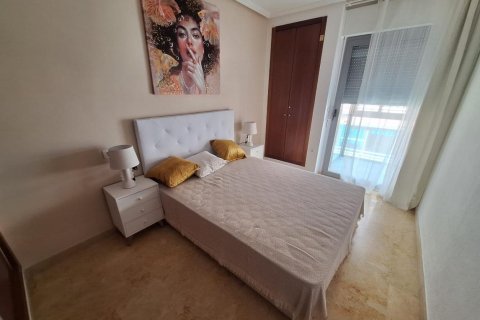 Apartment à louer à Torrevieja, Alicante, Espagne, 105 m2 No. 149394 - photo 8