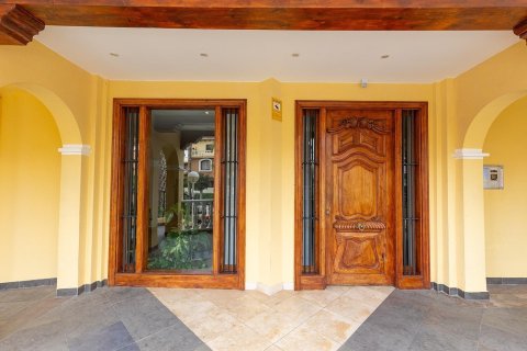 Apartment for sale in Torrevieja, Alicante, Spain 1 bedroom, 66 sq.m. No. 149397 - photo 24