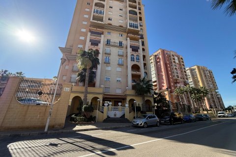 Huoneisto myytävänä Torrevieja, Alicante, Espanja, 1 makuuhuone, 66 m2 No. 149397 - kuva 2