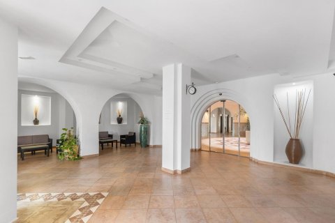 Apartment for sale in Torrevieja, Alicante, Spain 1 bedroom, 66 sq.m. No. 149397 - photo 23