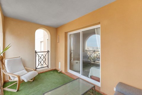 Apartment for sale in Torrevieja, Alicante, Spain 1 bedroom, 66 sq.m. No. 149397 - photo 4