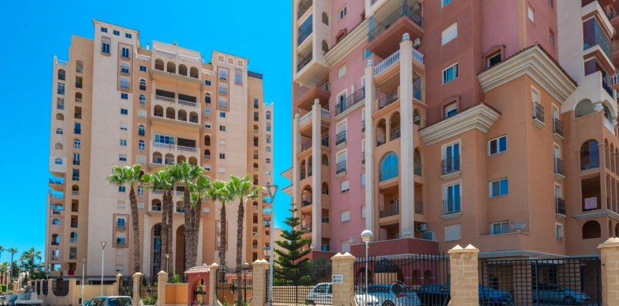 Huoneisto Torrevieja, Alicante, Espanja 1 makuuhuone, 66 m2 No. 149397