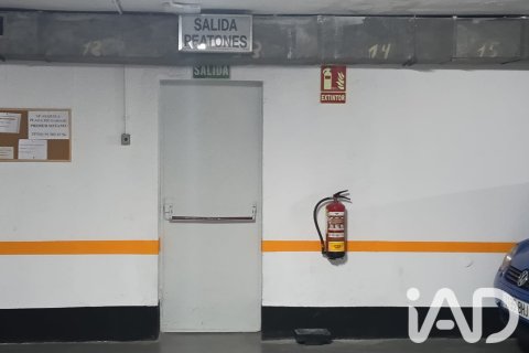 Garage for sale in Madrid, Spain No. 187639 - photo 7
