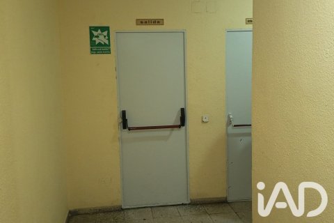 Garage for sale in Madrid, Spain No. 187639 - photo 8