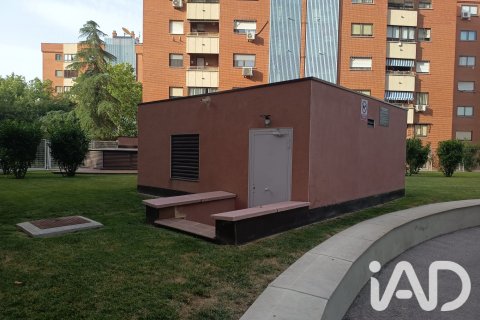 Garage for sale in Madrid, Spain No. 187639 - photo 9
