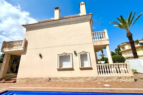 Villa à vendre à Cabo Roig, Alicante, Espagne, 4 chambres, 261 m2 No. 194518 - photo 2