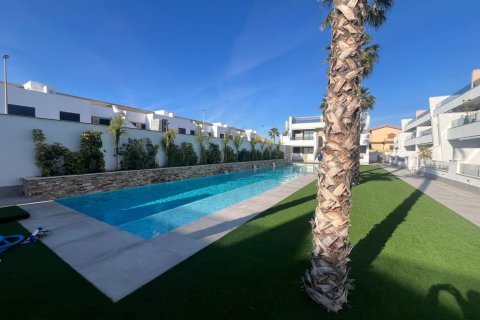 Huoneisto myytävänä San Pedro del Pinatar, Murcia, Espanja, 3 makuuhuonetta, 83 m2 No. 194513 - kuva 22