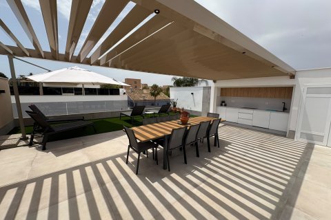 Huoneisto myytävänä San Pedro del Pinatar, Murcia, Espanja, 3 makuuhuonetta, 83 m2 No. 194513 - kuva 20