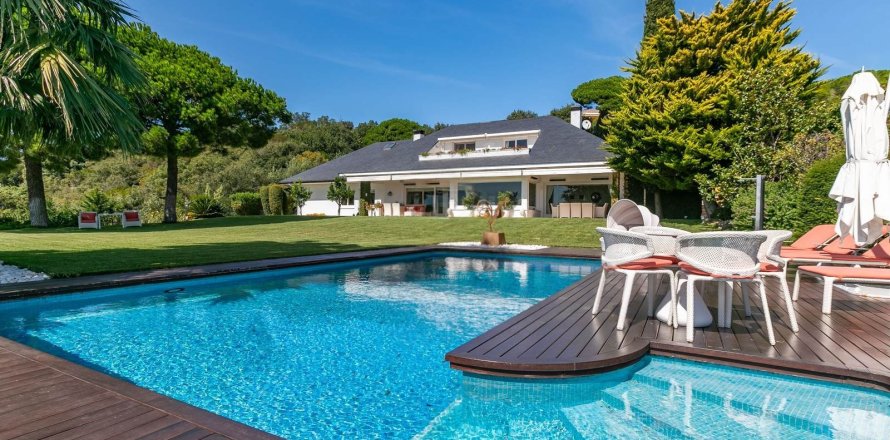 Сasa en Sant Andreu de Llavaneres, Barcelona, España 5 dormitorios, No. 140810