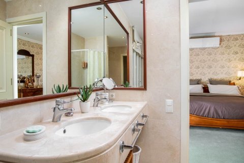 Сasa en venta en Sant Andreu de Llavaneres, Barcelona, España 5 dormitorios, No. 140810 - foto 24