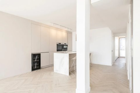 Apartment à vendre à Barcelona, Espagne, 2 chambres, 95 m2 No. 140807 - photo 6