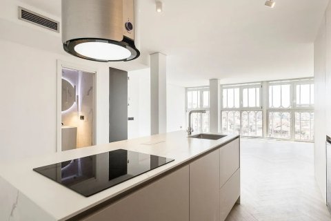 Apartment à vendre à Barcelona, Espagne, 2 chambres, 95 m2 No. 140807 - photo 7