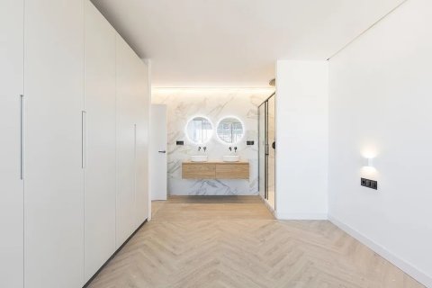 Apartment à vendre à Barcelona, Espagne, 2 chambres, 95 m2 No. 140807 - photo 26