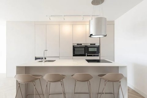 Apartment à vendre à Barcelona, Espagne, 2 chambres, 95 m2 No. 140807 - photo 2