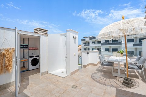 Apartamento en venta en Torrevieja, Alicante, España 2 dormitorios, 74 m2 No. 190089 - foto 27