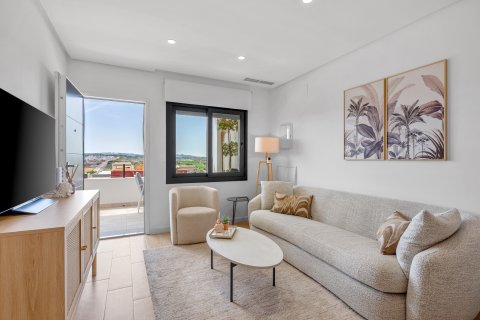 Apartamento en venta en Torrevieja, Alicante, España 2 dormitorios, 74 m2 No. 190089 - foto 2