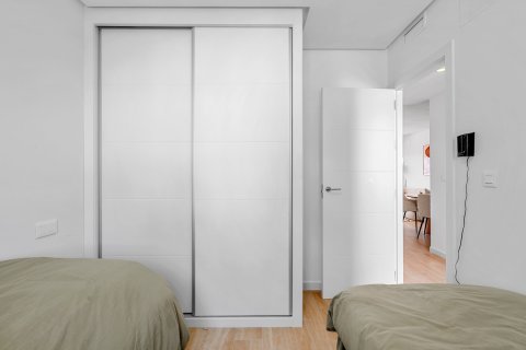 Apartamento en venta en Torrevieja, Alicante, España 2 dormitorios, 74 m2 No. 190089 - foto 18