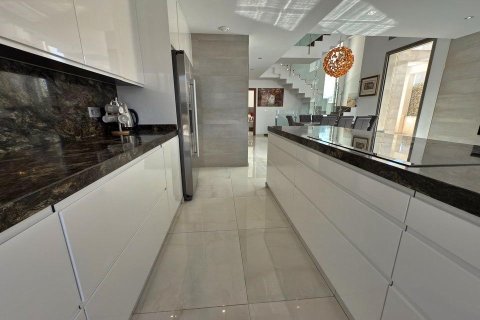 Villa pārdošanā Villamartin, Alicante, Spānijā 5 istabas, 200 m2 Nr. 190092 - attēls 12