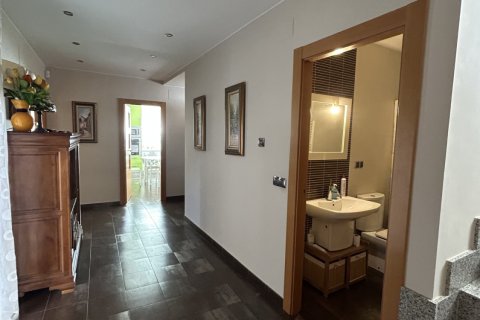 Dom w Medina del Campo, Valladolid, Hiszpania 3 sypialnie, 242 mkw. nr 153509 – zdjęcie 12