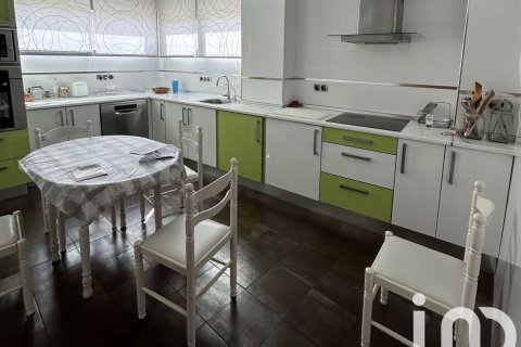 Dom w Medina del Campo, Valladolid, Hiszpania 3 sypialnie, 242 mkw. nr 153509 – zdjęcie 6