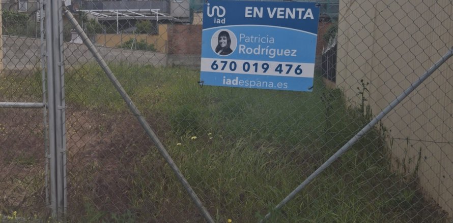 Tontti Terrassa, Barcelona, Espanja 191 m2 No. 153510