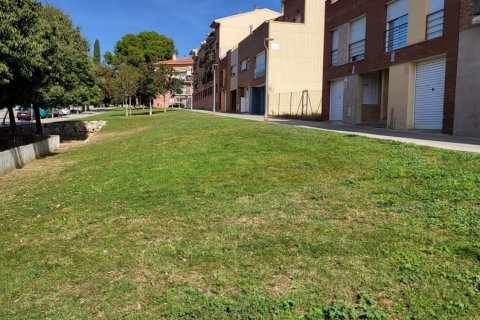 Tontti myytävänä Terrassa, Barcelona, Espanja , 191 m2 No. 153510 - kuva 3