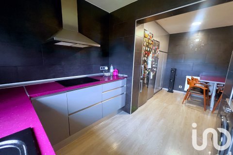 Hus till salu i Sant Vicenc Dels Horts, Barcelona, Spanien 3 sovrum, 136 kvm. Nr. 153507 - foto 30