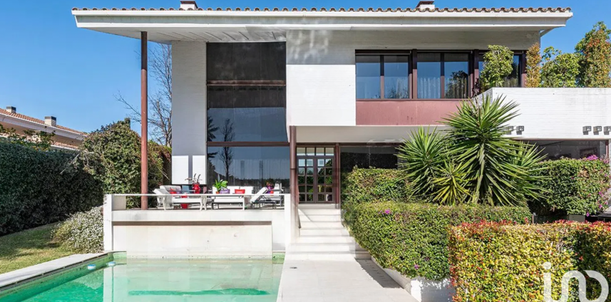 Дом в Реус, Таррагона, Испания 4 спальни, 717м2 №153508