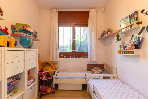 Apartment for sale in Esplugues de Llobregat, Barcelona, Spain 4 bedrooms, 139 sq.m. No. 192628 - photo 25