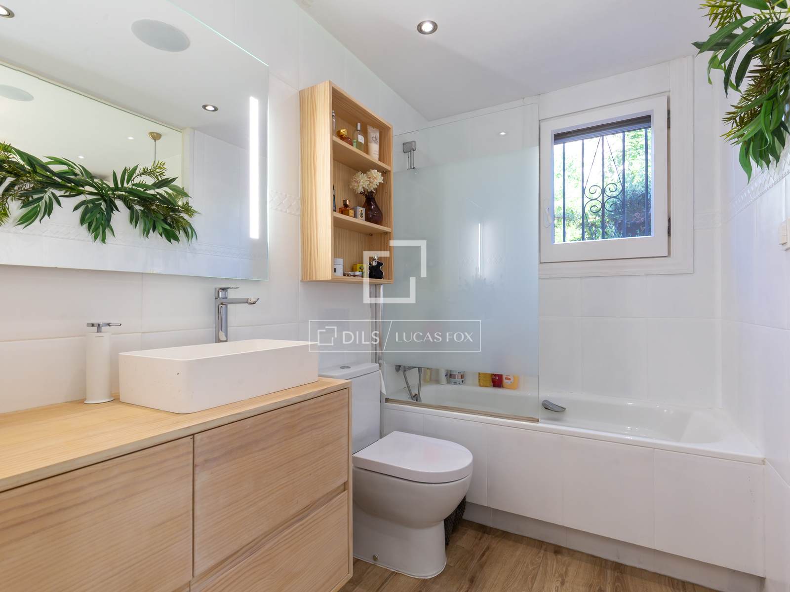 Wohnung in Esplugues de Llobregat, Barcelona, Spanien 4 Schlafzimmer, 139 m2 Nr. 192628