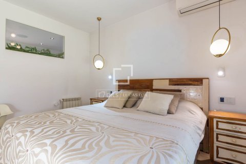 Apartment for sale in Esplugues de Llobregat, Barcelona, Spain 4 bedrooms, 139 sq.m. No. 192628 - photo 20