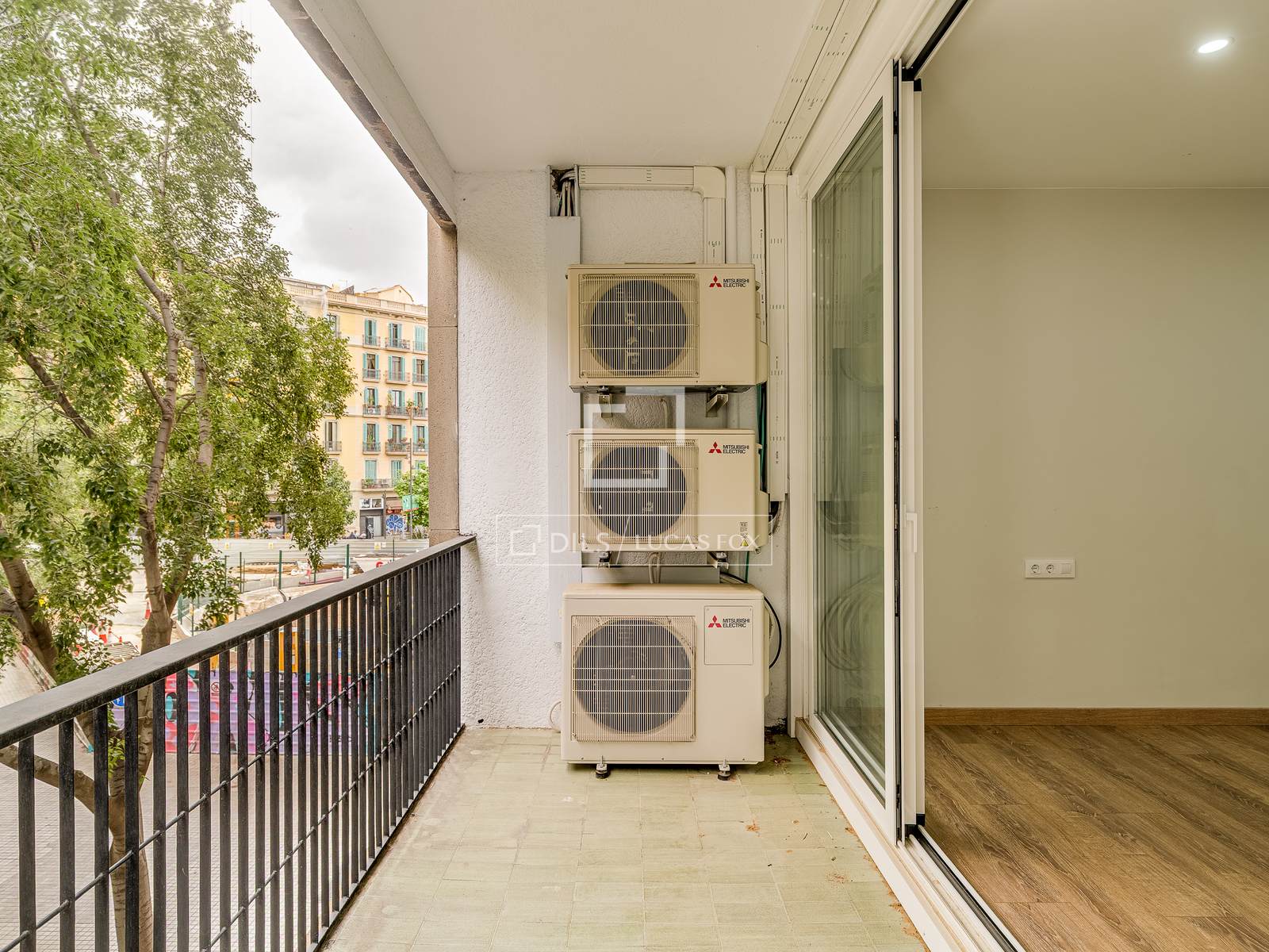 Huoneisto Barcelona, Espanja 6 makuuhuonetta, 180 m2 No. 192627