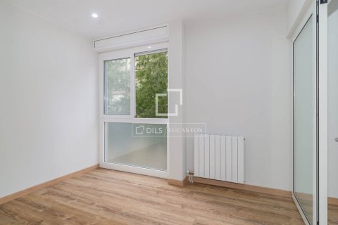 Apartment for sale in Barcelona, Spain 6 bedrooms, 180 sq.m. No. 192627 - photo 29