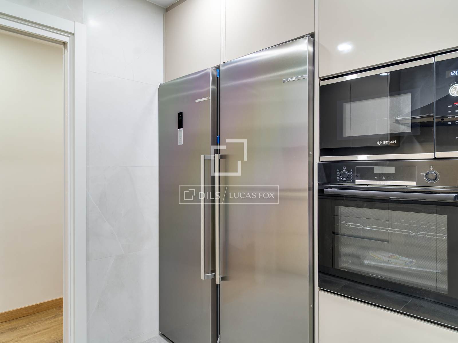 Huoneisto Barcelona, Espanja 6 makuuhuonetta, 180 m2 No. 192627