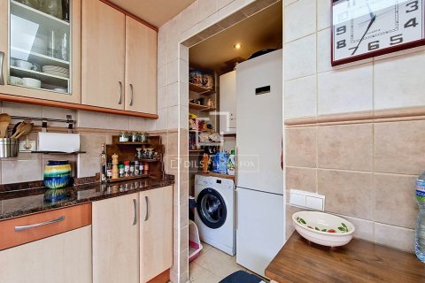 Villa for sale in Cubelles, Barcelona, Spain 3 bedrooms, 174 sq.m. No. 192626 - photo 9