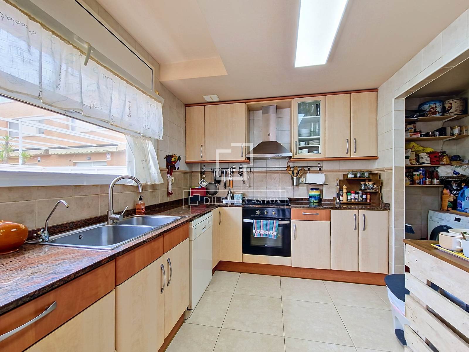 Villa in Cubelles, Barcelona, Spain 3 bedrooms, 174 sq.m. No. 192626