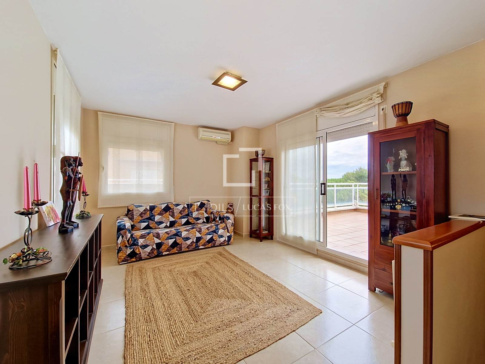 Villa in Cubelles, Barcelona, Spain 3 bedrooms, 174 sq.m. No. 192626